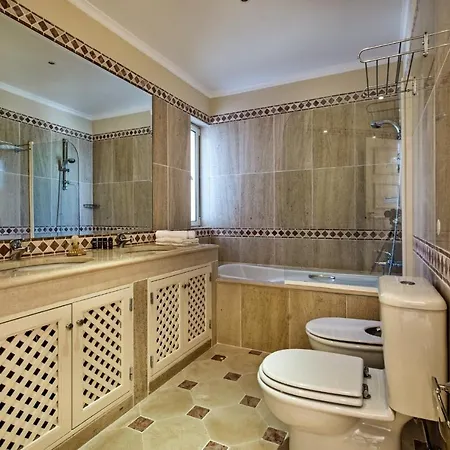 Apartamento Encosta Do Lago 65 *